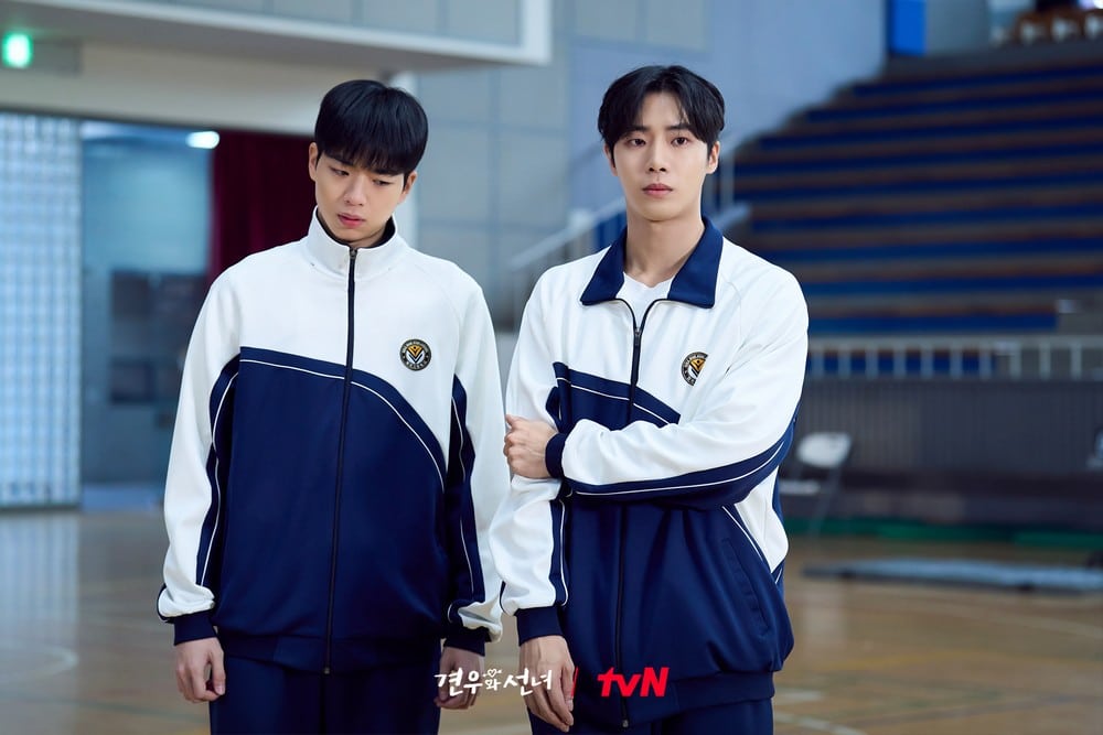 head-over-heels-preview3