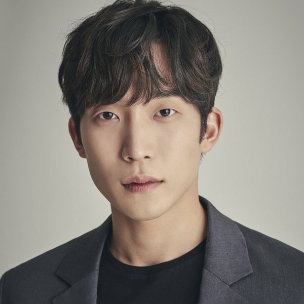 lee-sang-yi