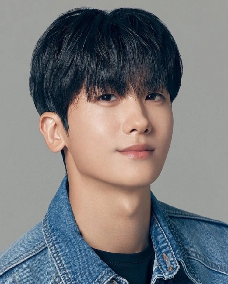 park-hyung-sik