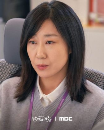 Ra Mi-ran ready to do anything to make her fortune in To the Moon, a K ...