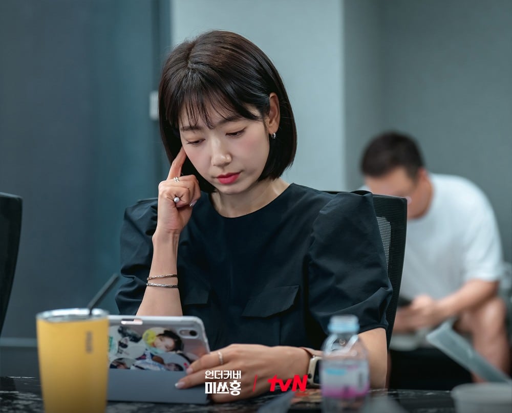 undercover-ms-hong-drama3