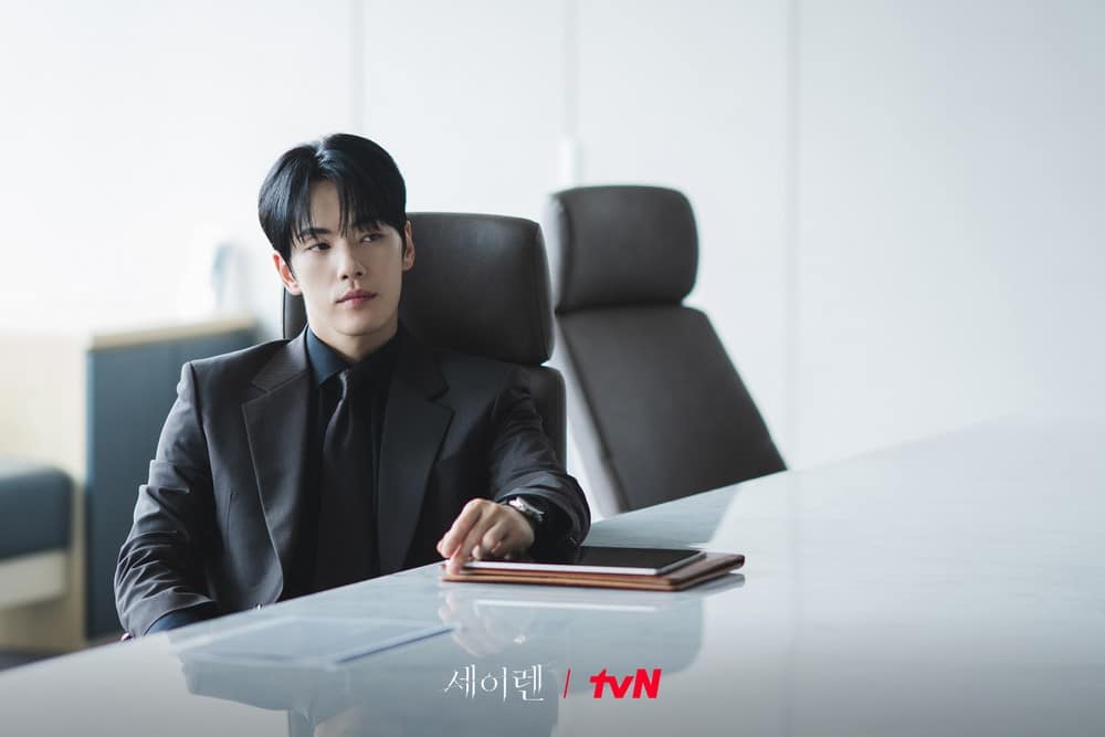 sirens-kiss-kim-jun-hyung2