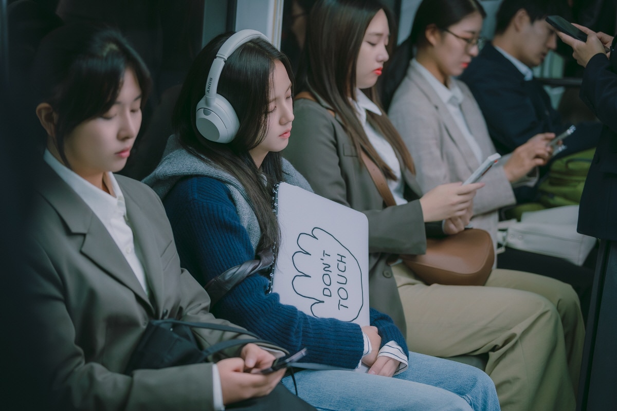 Boyfriend-on-Demand-jisoo