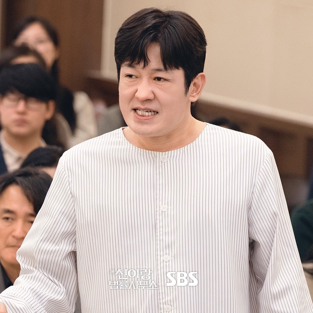 Phantom-Lawyer-still4