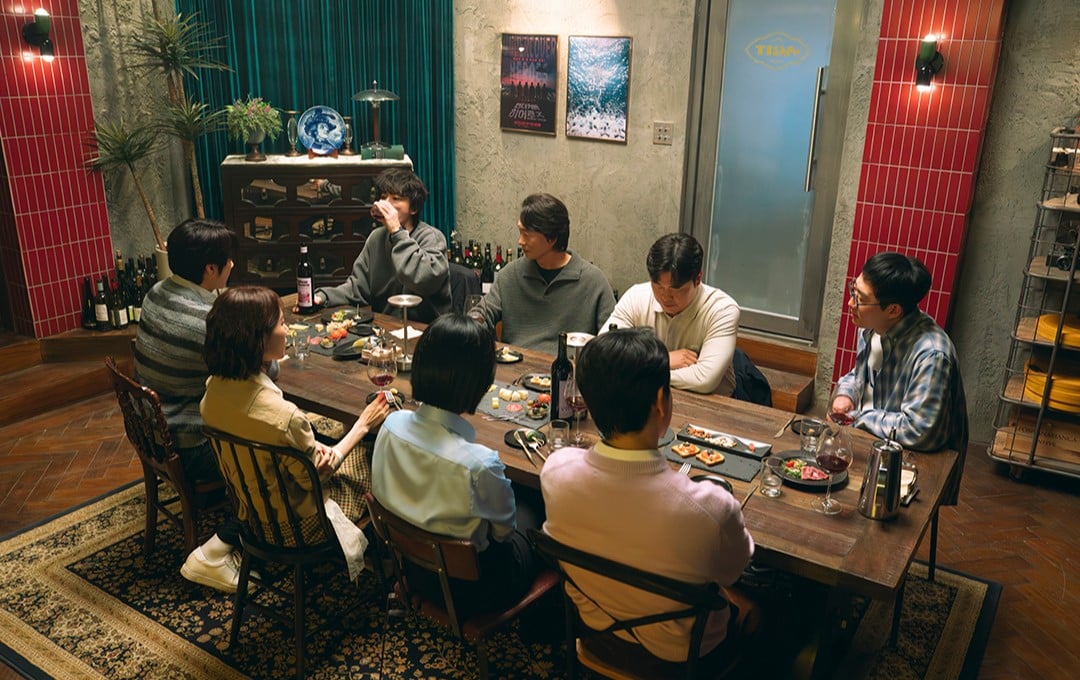 ウィ・アー・オール・トライ・ヒア-10