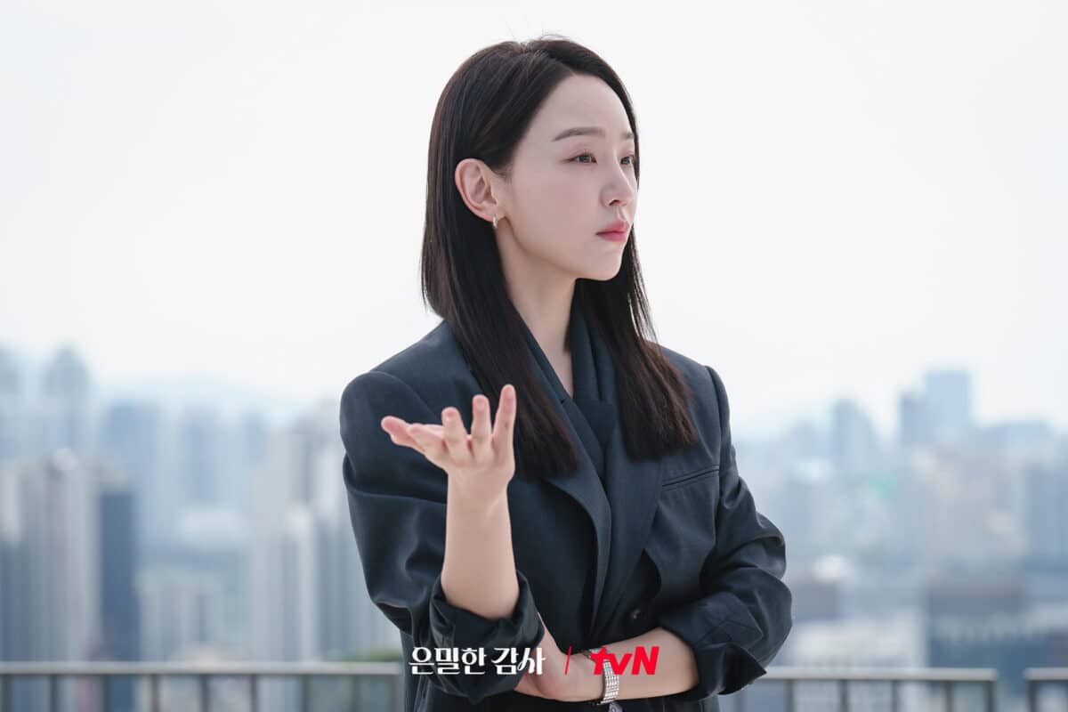 Shin-Hae-Sun-filing-for-love