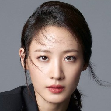 claudia-kim