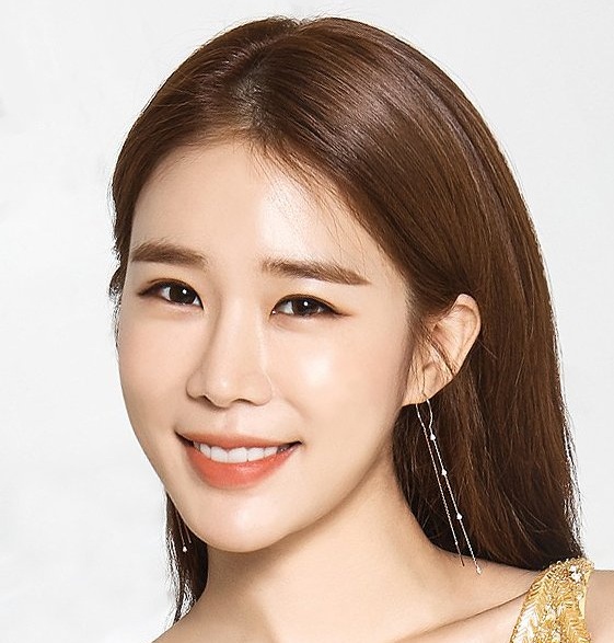 Yoo In-na
